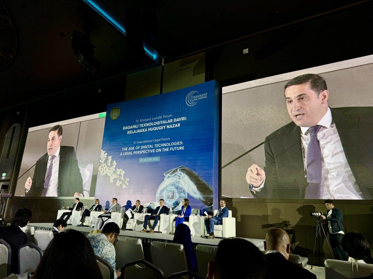 Vəkillər Kollegiyasının rəhbərliyi Özbəkistanda Beynəlxalq Hüquq Forumunda - FOTO