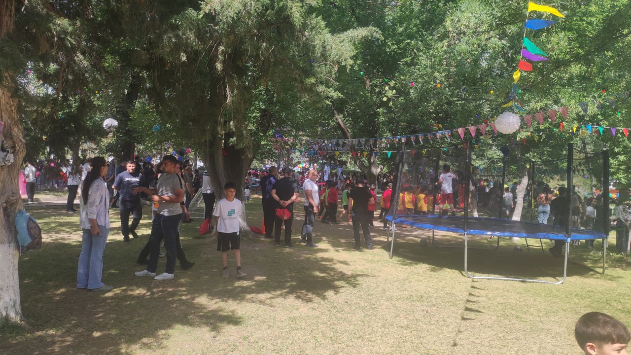 Naxçıvanda “Uşaqların rəngli dünyası” festivalı keçirilir - FOTO