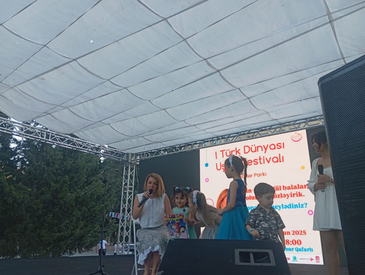 Bu uşaqlara xüsusi diqqət göstərildi - FOTO