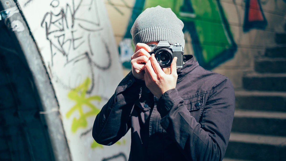 Vətəndaşın icazəsi olmadan küçədə fotosu çəkilə bilərmi?