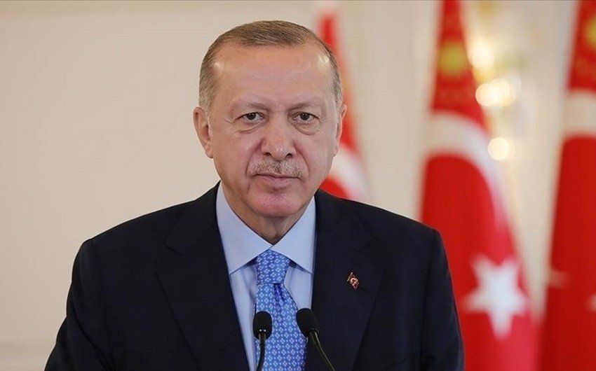 Ərdoğan: “İlham Əliyev Qarabağın hər bir guşəsinin inkişafı üçün səylərini səfərbər edib” Ərdoğan: “İlham Əliyev Qarabağın hər bir guşəsinin inkişafı üçün səylərini səfərbər edib”