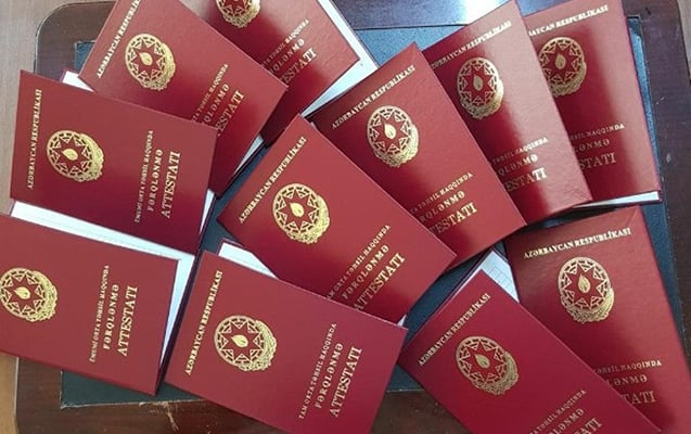 Attestatla bağlı heç bir ödəniş tələb edilə bilməz – RƏSMİ Attestatla bağlı heç bir ödəniş tələb edilə bilməz – RƏSMİ