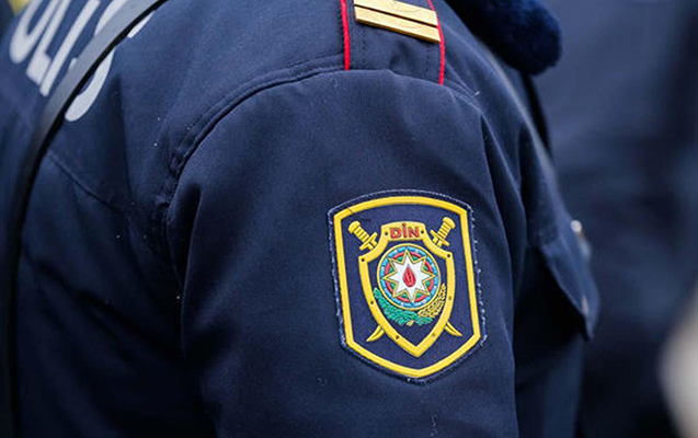 Bakıda 26 yaşlı qız xuliqanlıq etdi - Polis naryadı ÇAĞIRILDI
