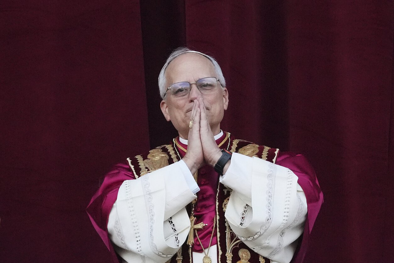 Roma Papası Putini sülhə töhfə verəcək bir addım atmağa ÇAĞIRDI Roma Papası Putini sülhə töhfə verəcək bir addım atmağa ÇAĞIRDI