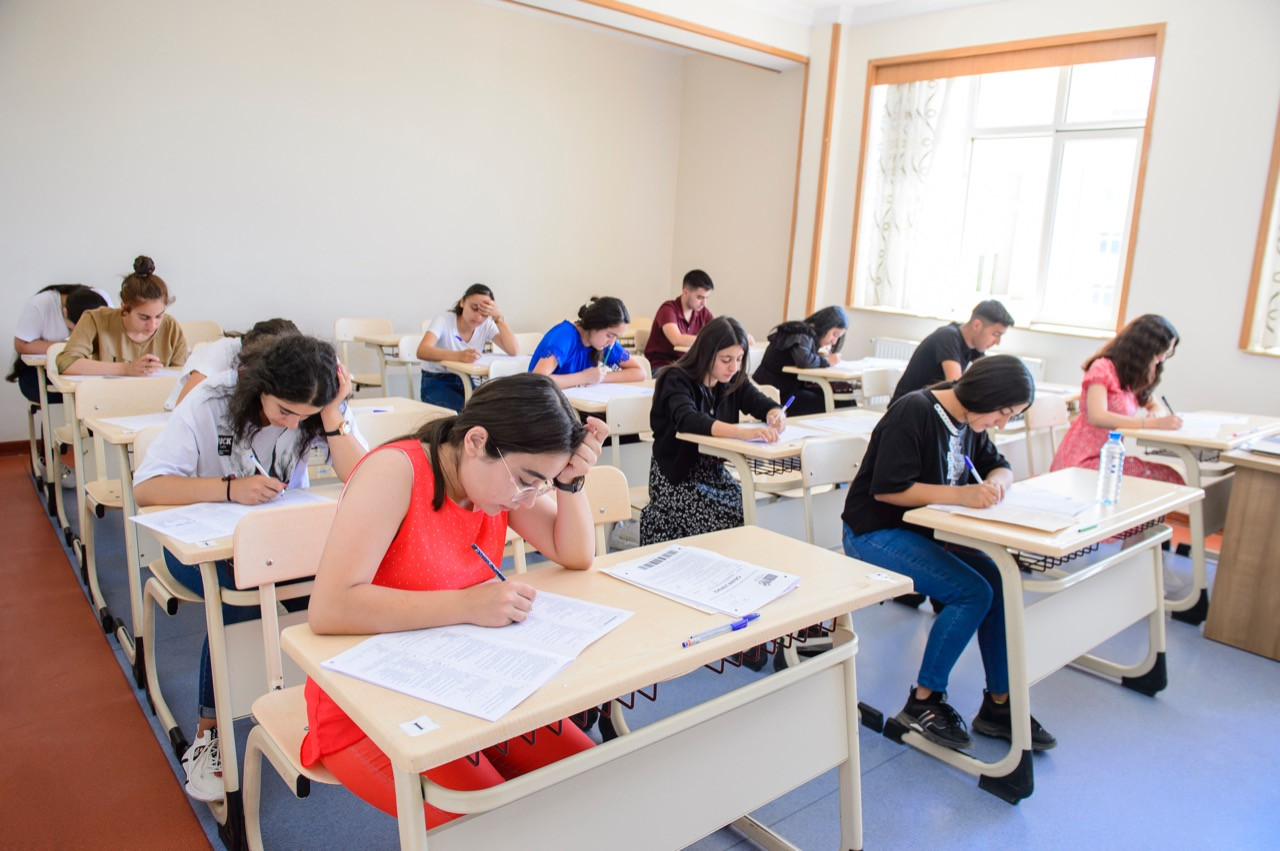 IV qrup üzrə yüksək keçid balı olan 9 ixtisas - SİYAHI IV qrup üzrə yüksək keçid balı olan 9 ixtisas - SİYAHI