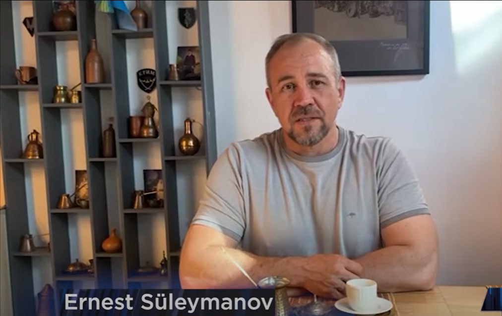 Rusiya səfirliyi qarşısında “Krım” restoranı açan ukraynalı - VİDEO