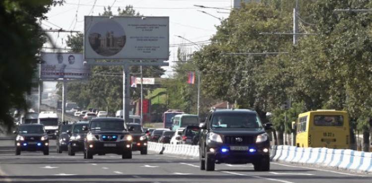 Paşinyanın korteji Zəngəzurda QƏZAYA DÜŞDÜ