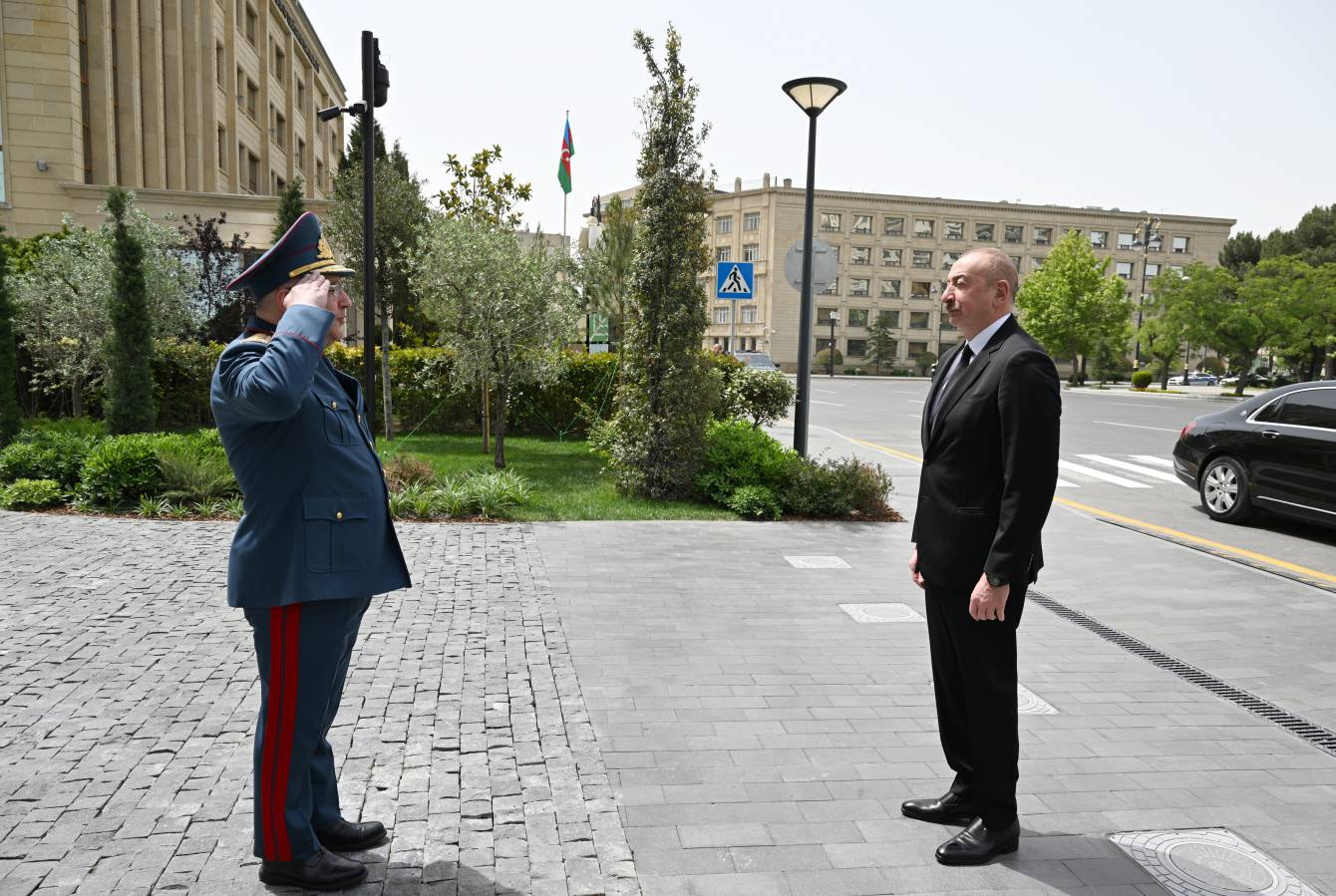 Prezident Dövlət Gömrük Komitəsinin yeni inzibati binasının açılışında – FOTO/VİDEO