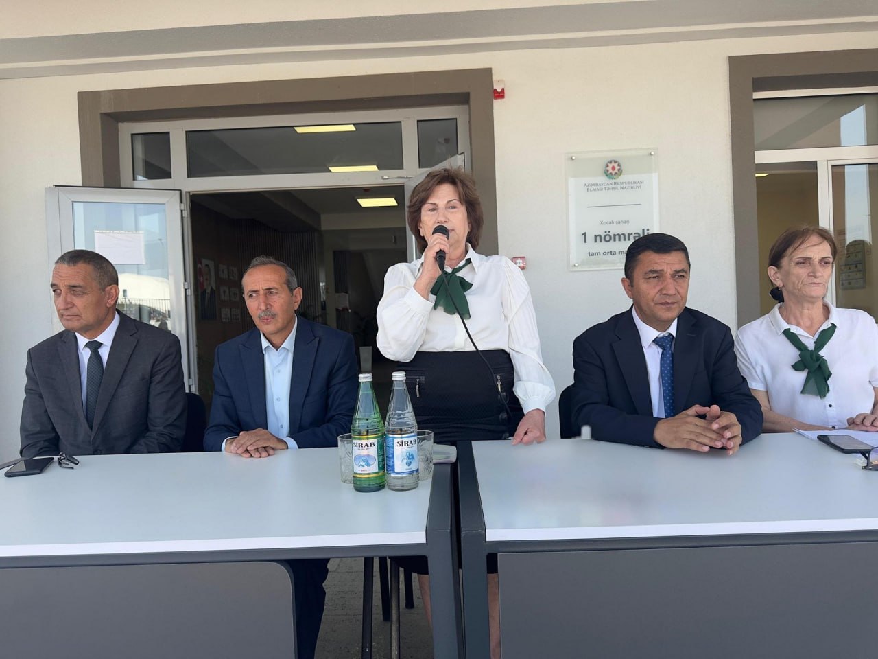 Xocalıda 4 nəfər MƏZUN oldu - FOTO Xocalıda 4 nəfər MƏZUN oldu - FOTO