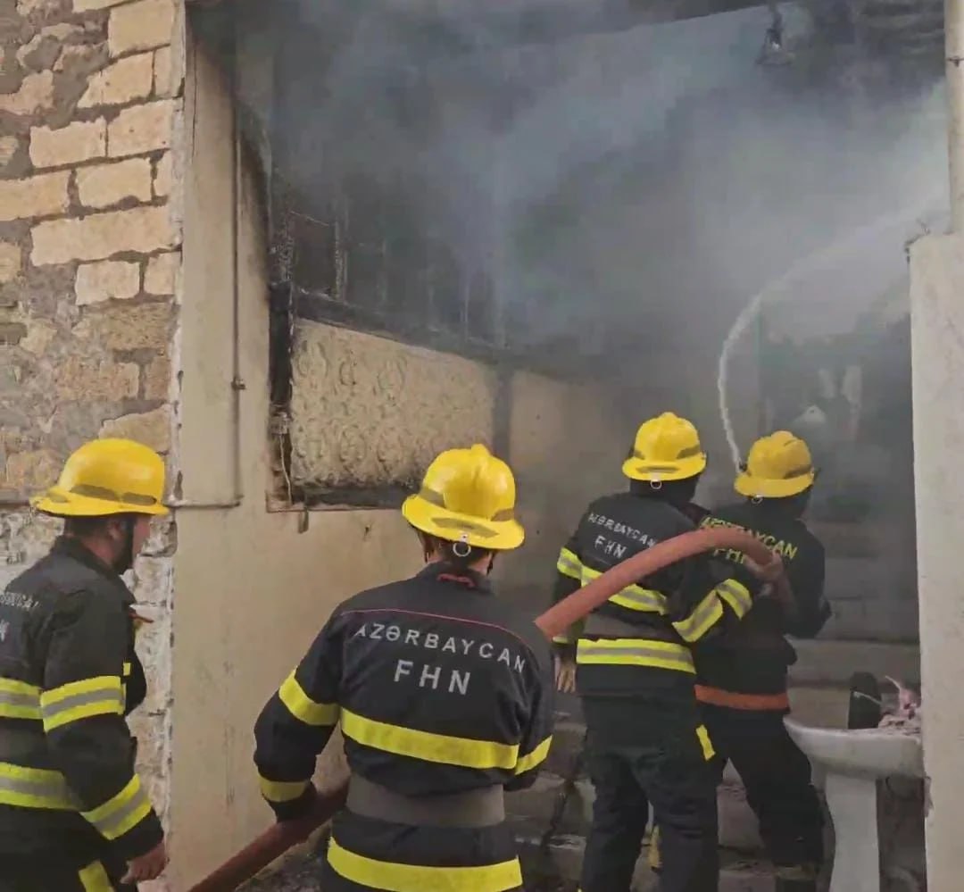 Ağdamda mürəbbəyə görə dördotaqlı ev yandı – FOTO