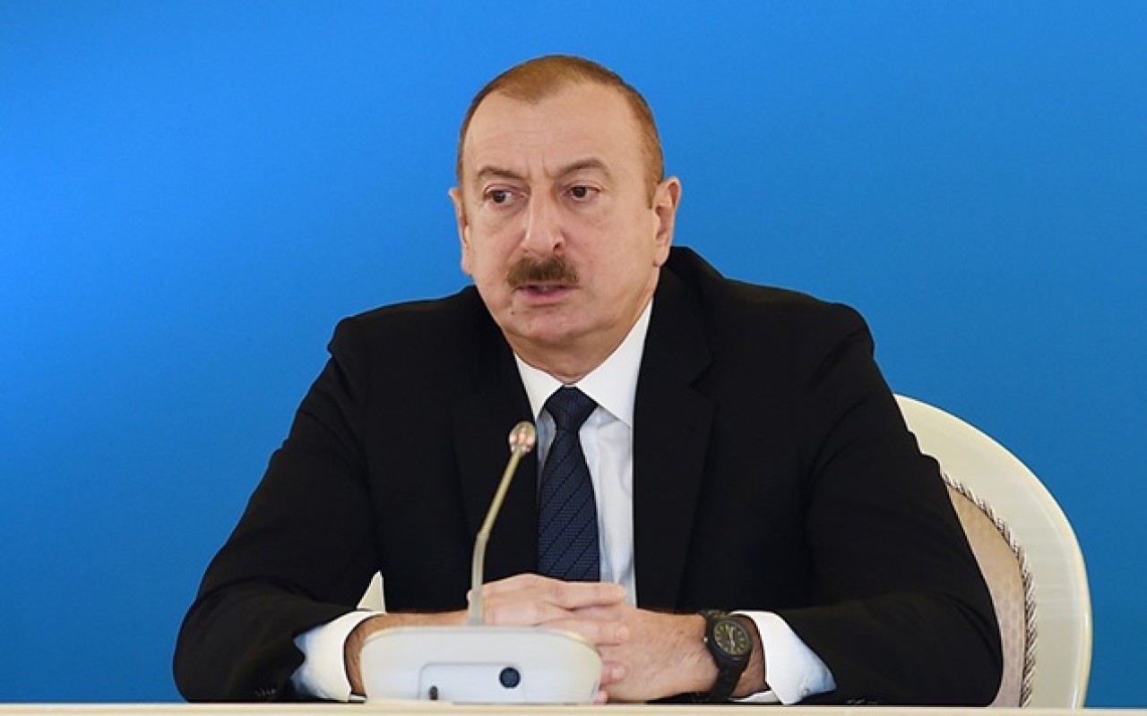 Prezident: “Ermənistan azərbaycanlıların öz dədə-baba yurdlarına qayıtmaq hüququna hörmətlə yanaşmalıdır” Prezident: “Ermənistan azərbaycanlıların öz dədə-baba yurdlarına qayıtmaq hüququna hörmətlə yanaşmalıdır”