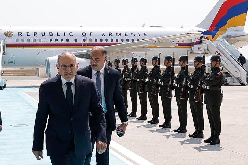 Paşinyan Türkiyəyə ilk işgüzar səfərinə GETDİ – FOTO/VİDEO