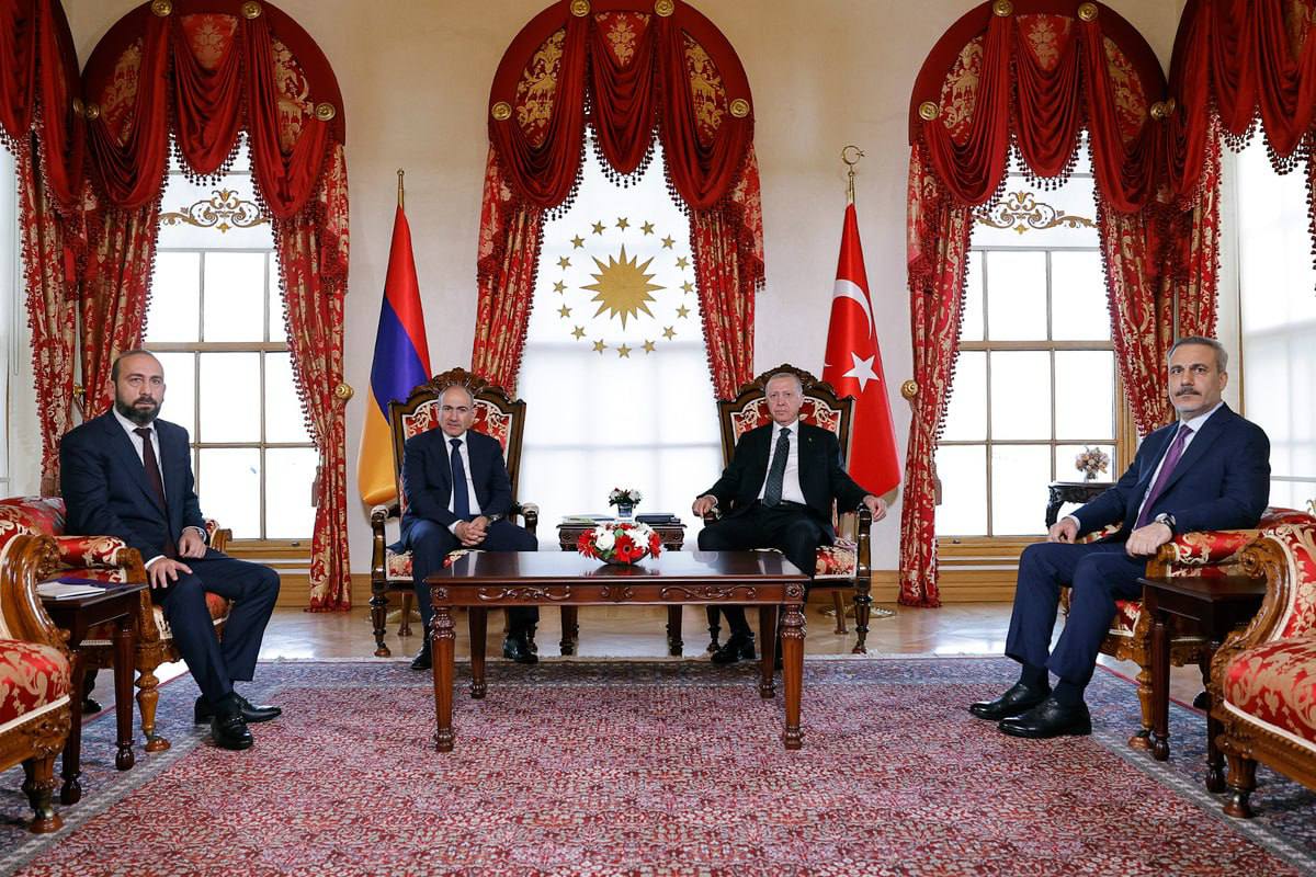 Ərdoğan - Paşinyan görüşünün təfərrüatları AÇIQLANDI Ərdoğan - Paşinyan görüşünün təfərrüatları AÇIQLANDI