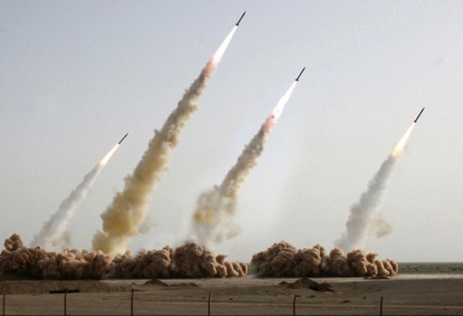 Pentaqon: “Bir neçə bombardmançı təyyarəsi İrana zərbə endirmək üçün Quama gedir” Pentaqon: “Bir neçə bombardmançı təyyarəsi İrana zərbə endirmək üçün Quama gedir”