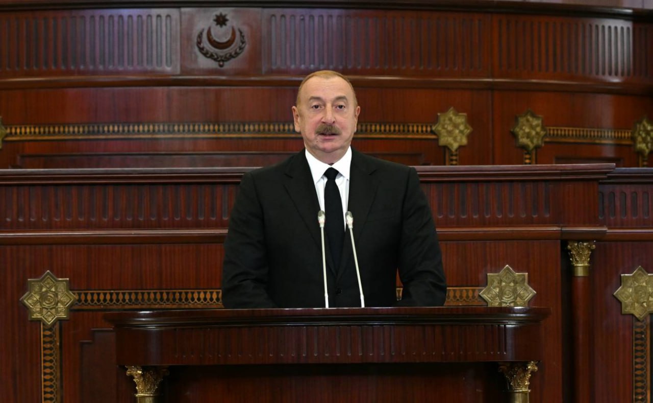 Milli Məclis İlham Əliyevi TƏBRİK ETDİ Milli Məclis İlham Əliyevi TƏBRİK ETDİ