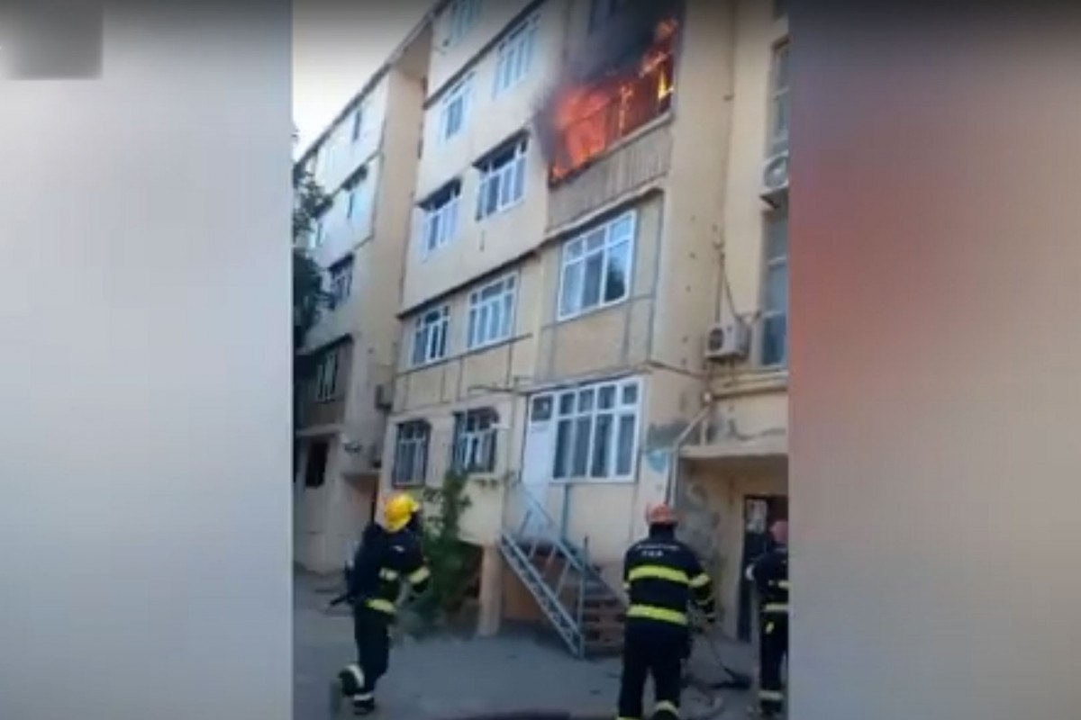 Sumqayıtda yaşayış binasında yanğın oldu - VİDEO Sumqayıtda yaşayış binasında yanğın oldu - VİDEO