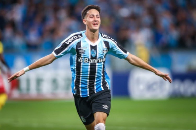 Braziliyalı futbolçu “Qarabağ”ın təklifini qəbul etmədi Braziliyalı futbolçu “Qarabağ”ın təklifini qəbul etmədi