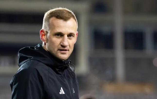 Maksim Medvedev “Qarabağ-2”nin baş məşqçisi OLDU Maksim Medvedev “Qarabağ-2”nin baş məşqçisi OLDU
