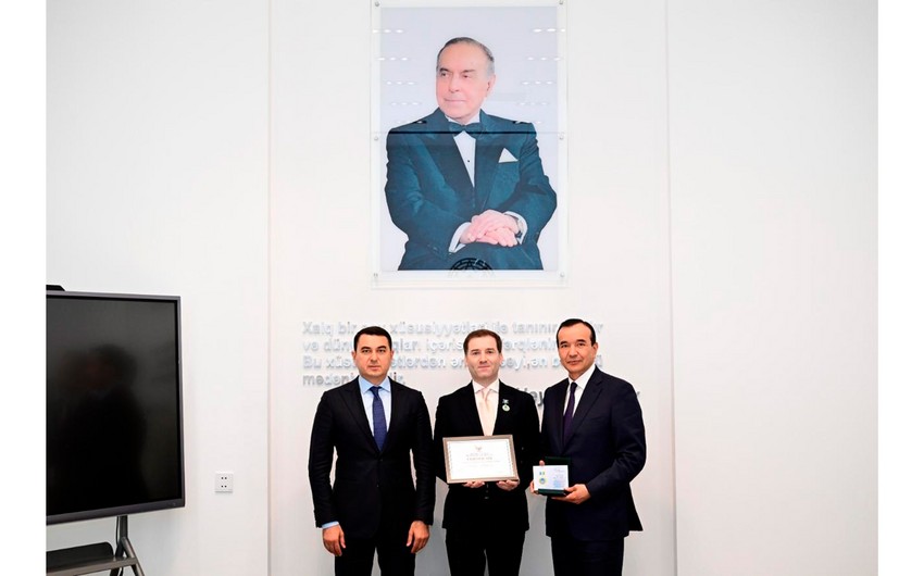 Azərbaycanlı tarzən “Özbəkistanın mədəniyyət elçisi” medalı ilə TƏLTİF EDİLDİ