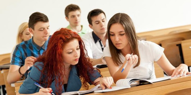Universitetlərdə rus dilində tədrisin dayandırılması xəbəri feykdir - EKSKLÜZİV