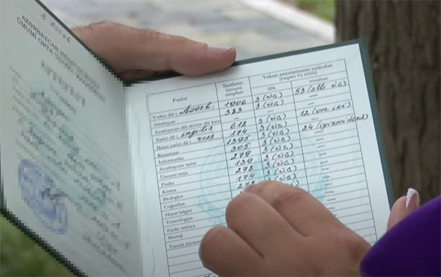 Attestata səhv qiymət yazan direktora cəza verildi