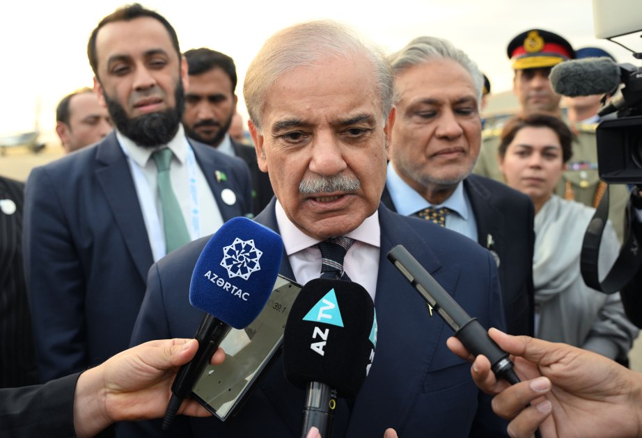 Şahbaz Şərif: “Azərbaycanla investisiyaları strateji sahələrdə inkişaf etdirmək barədə razılığa gəldik” Şahbaz Şərif: “Azərbaycanla investisiyaları strateji sahələrdə inkişaf etdirmək barədə razılığa gəldik”