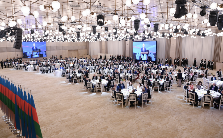 Gülüstan sarayında diplomatlar bir araya gəldilər – FOTO