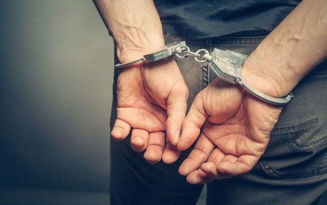Şantajla məşğul olan 17 və 18 yaşlı gənclər tutuldu Şantajla məşğul olan 17 və 18 yaşlı gənclər tutuldu