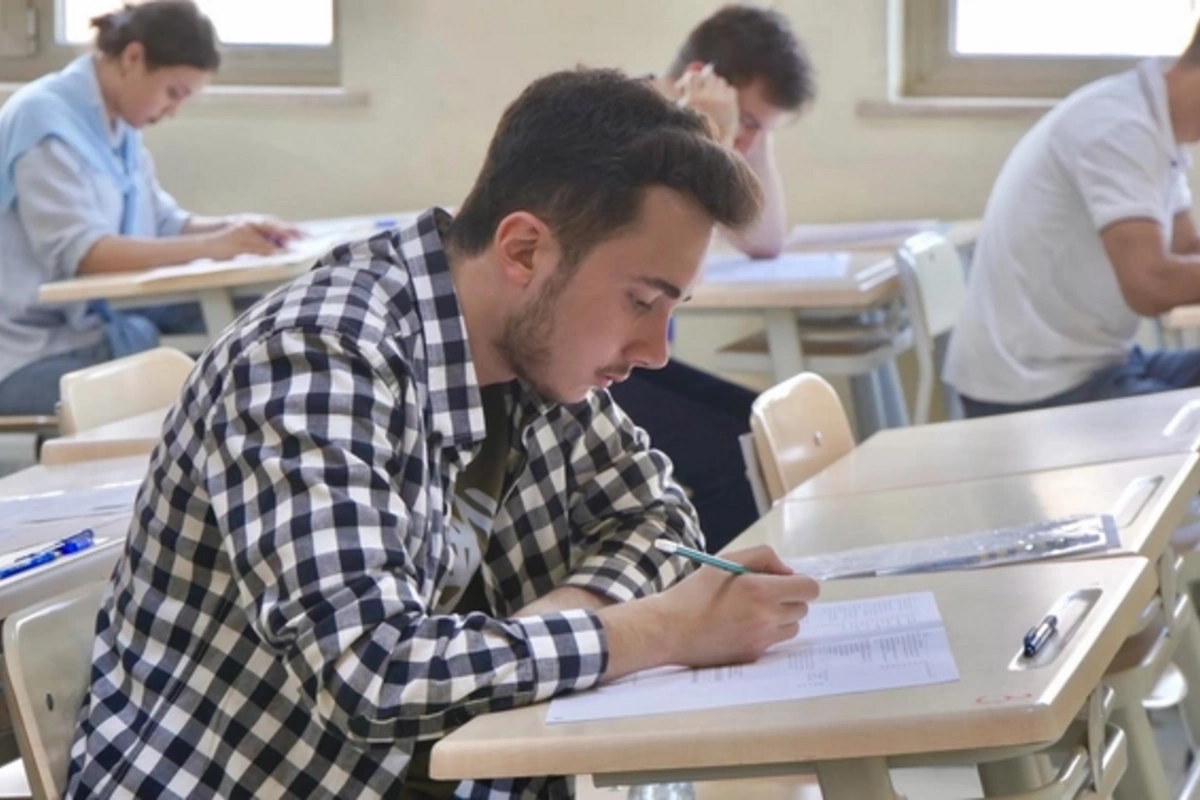 Magistraturaya qəbulla bağlı ixtisaslaşma seçiminin vaxtı uzadıldı Magistraturaya qəbulla bağlı ixtisaslaşma seçiminin vaxtı uzadıldı