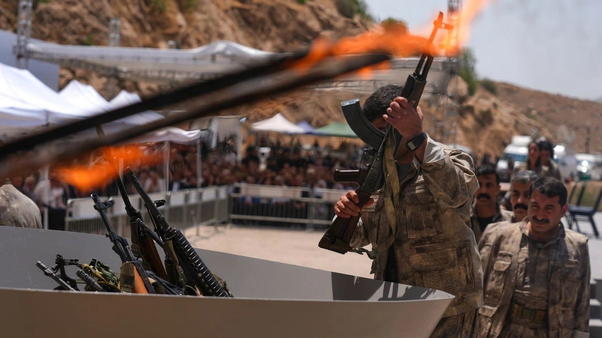 PKK rəhbərliyinin Türkiyə ilə həmsərhəddə qalmasına icazə verilməyəcək
