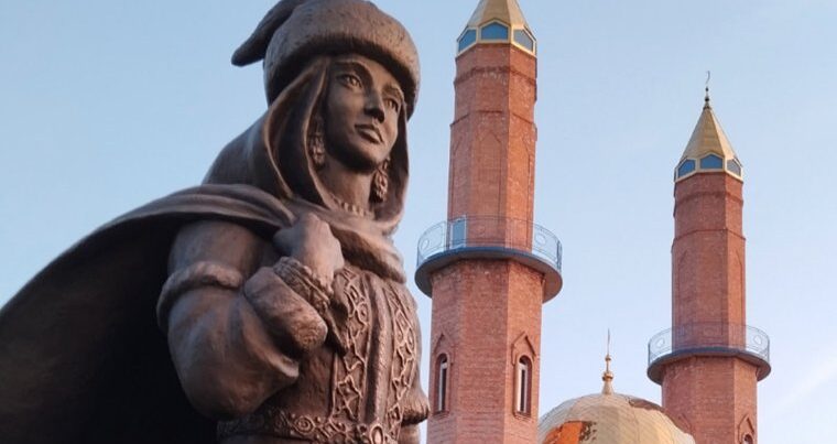 Sibirdə rusların gəlişinə qarşı mübarizə aparan qadının abidəsi UCALDILACAQ