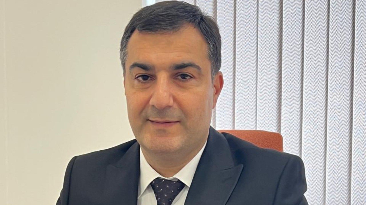 “Azəriqaz”da yüksək vəzifəyə təyin olunan Fərhad Mədətov kimdir? – DOSYE “Azəriqaz”da yüksək vəzifəyə təyin olunan Fərhad Mədətov kimdir? – DOSYE