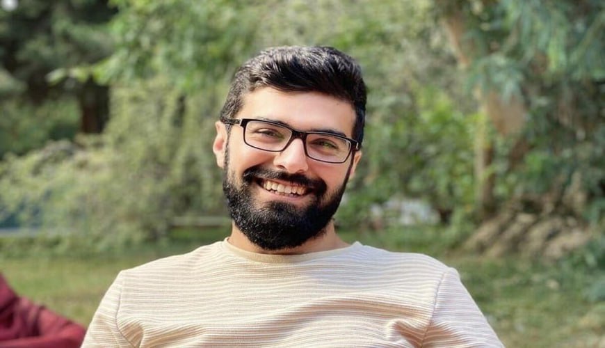 Gənc yazıçımız Türkiyədə ağır qəzaya düşdü - Vəziyyəti ağırdır - FOTO