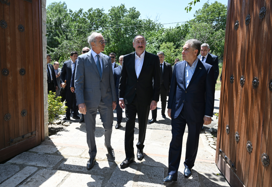 Liderlər Şuşada Bülbülün ev-muzeyində - FOTO