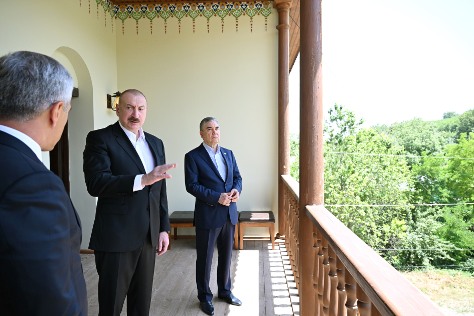 Liderlər Şuşada Mehmandarovların malikanə kompleksində - FOTO