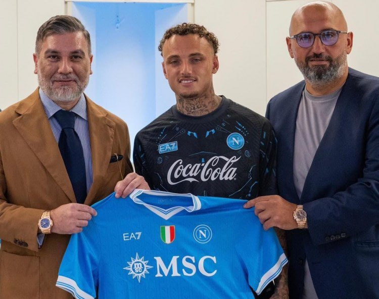 “Napoli” millinin üzvünü TRANSFER ETDİ “Napoli” millinin üzvünü TRANSFER ETDİ