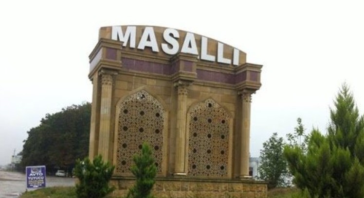 Masallıda arvadını boşayan şəxs anasını DÖYDÜ Masallıda arvadını boşayan şəxs anasını DÖYDÜ