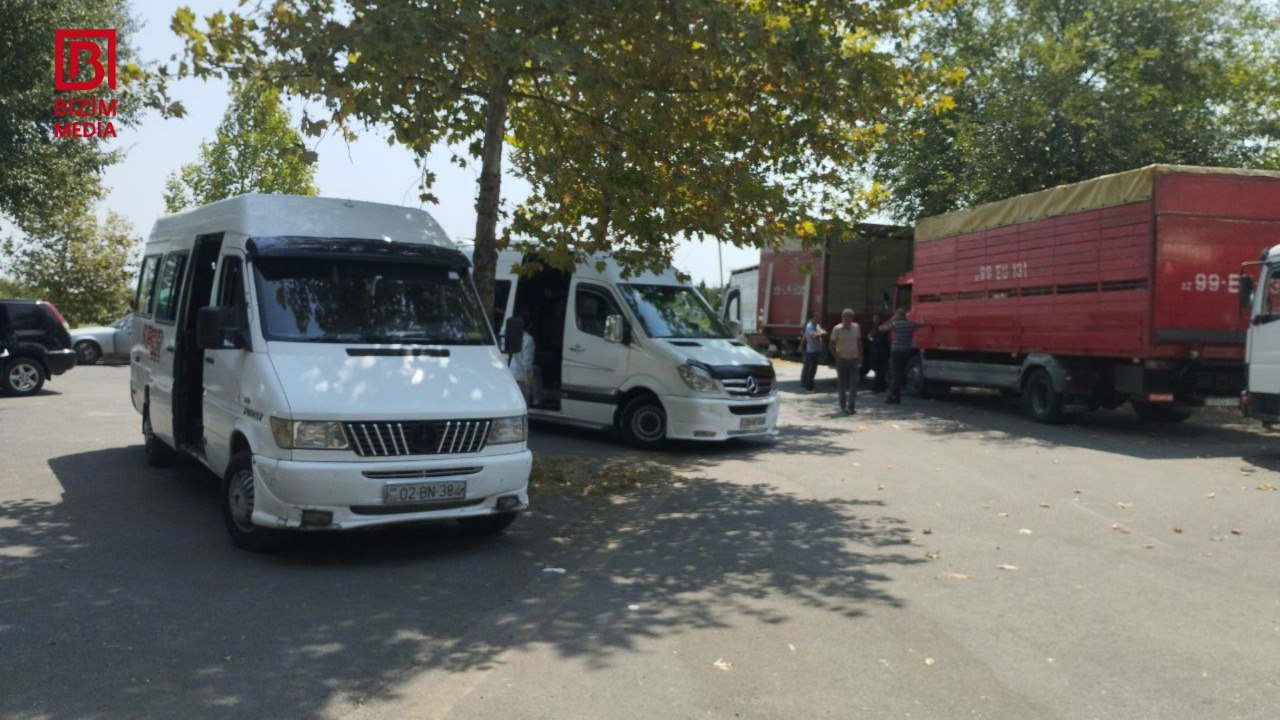 Ağdərənin Həsənriz kəndinə daha 29 ailə köçürüldü - FOTO Ağdərənin Həsənriz kəndinə daha 29 ailə köçürüldü - FOTO