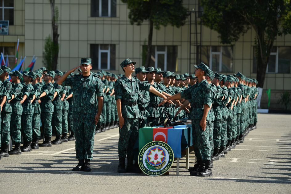 Gənc əsgərlərin andiçmə mərasimi KEÇİRİLDİ - FOTO