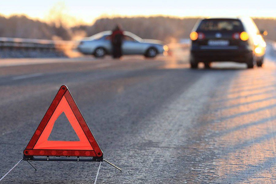 Abşeronda yol qəzası baş verib, ölən var Abşeronda yol qəzası baş verib, ölən var