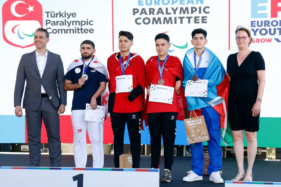 Paralimpiyaçılarımız beynəlxalq turnirdə daha 2 qızıl və 4 bürünc medal QAZANDILAR - FOTO