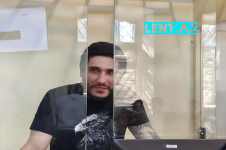 Tiktoker “Roşka” yenidən HAKİM QARŞISINDA - FOTO