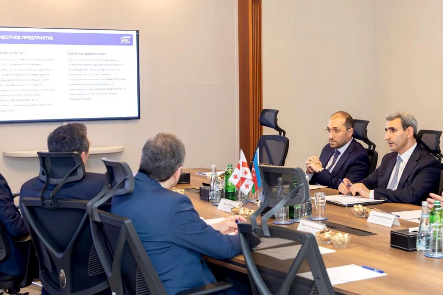 ADY və Gürcüstan Dəmir Yolları əməkdaşlığı genişləndirir: BTQ-nin inkişafı ön planda – FOTO