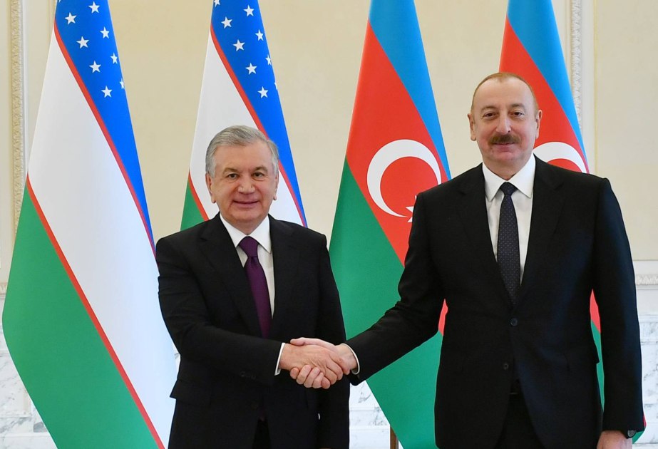 İlham Əliyev Şavkat Mirziyoyevə ZƏNG ETDİ