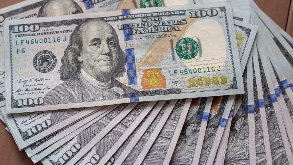 Dollar bu halda bahalaşacaq