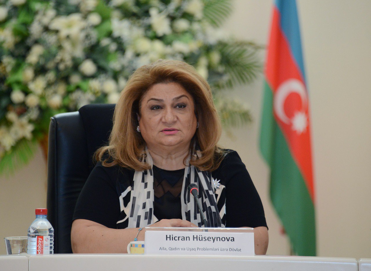 Prezident Hicran Hüseynovanı TƏLTİF ETDİ