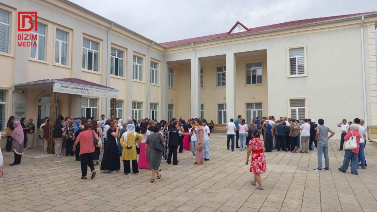 Lənkəranda valideynlərin etirazına Təhsil İdarəsindən CAVAB - “Məcburi köçürülmə olmayacaq” – FOTO
