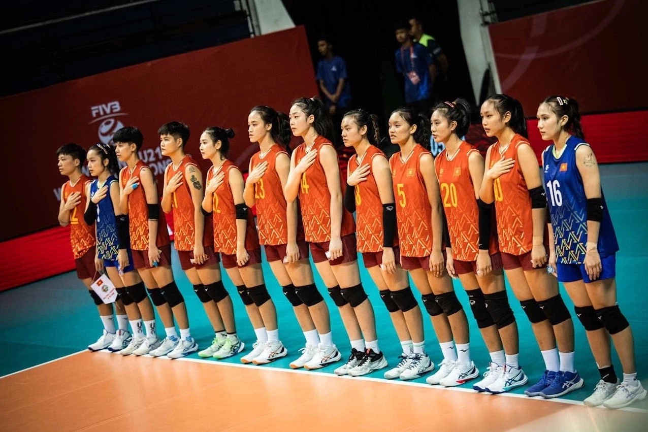 Vyetnamın qadın voleybol komandasının iki üzvü KİŞİ ÇIXDI Vyetnamın qadın voleybol komandasının iki üzvü KİŞİ ÇIXDI