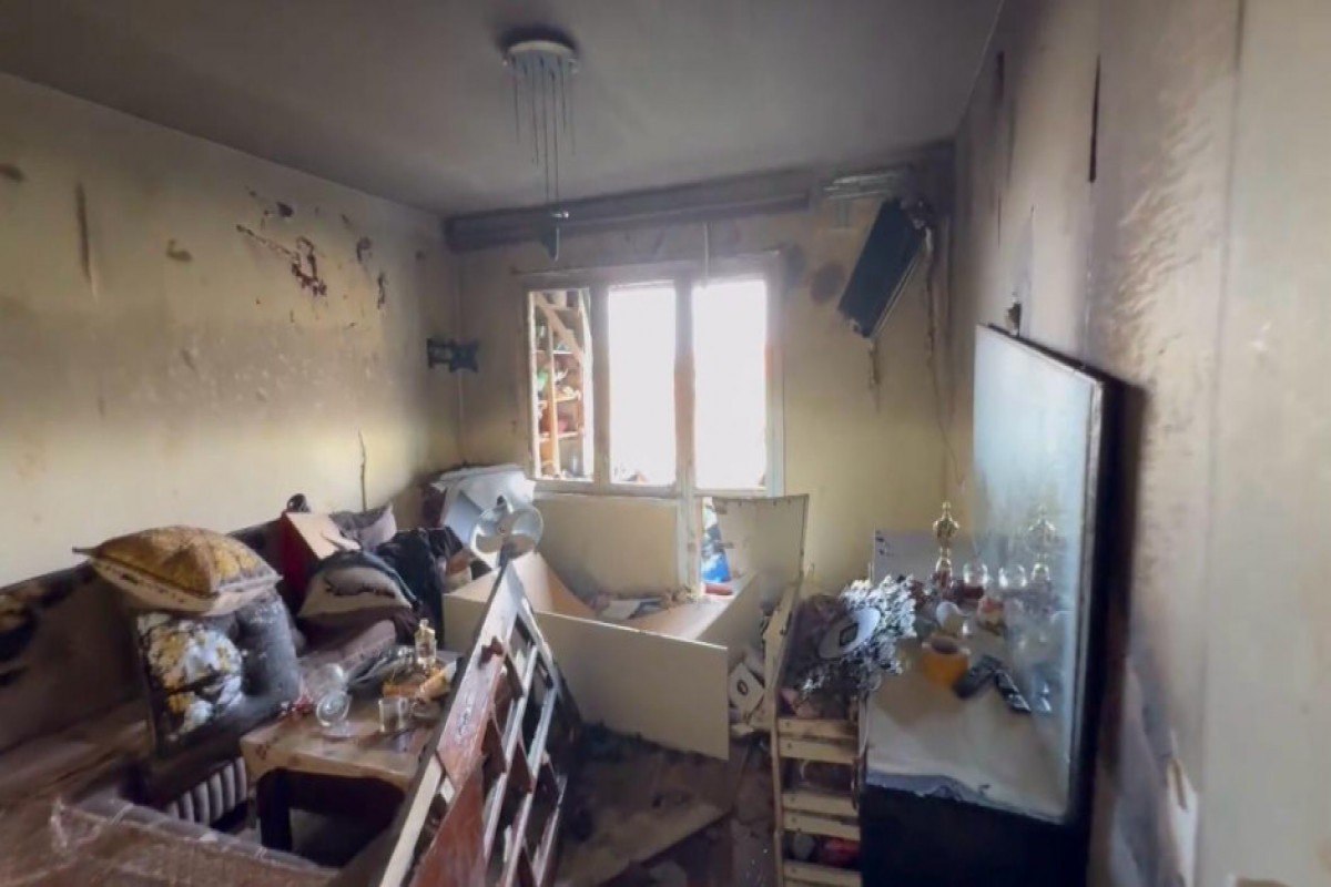 Lökbatanda yaşayış binasında PARTLAYIŞ: Xəsarət alan var – FOTO