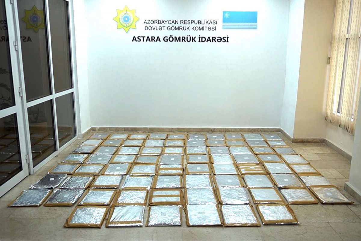 Gömrükçülərimizdən ƏMƏLİYYAT: İrandan Rusiyaya aparılan “kahı”da narkotik aşkarlandı – FOTO